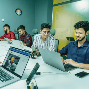 Low price Dedicated desk at Coworking space