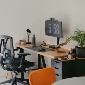 Low Cost Dedicated Desk space for Startups