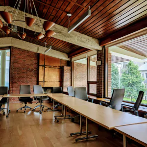 low cost conference rooms for rent in Guindy