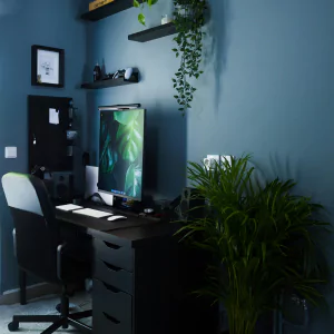 Low Price hot desk in Chennai